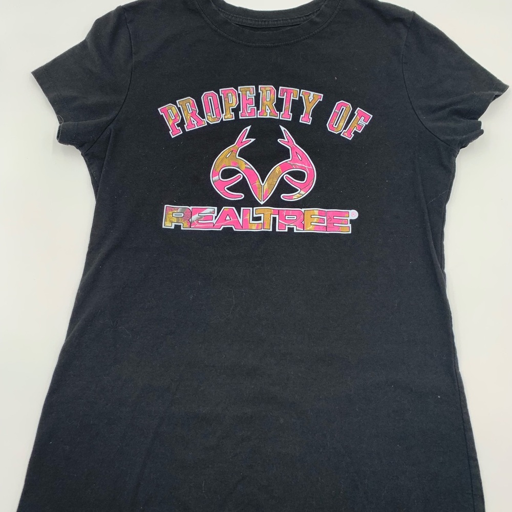 Real Tree women’s tee🌸🌸